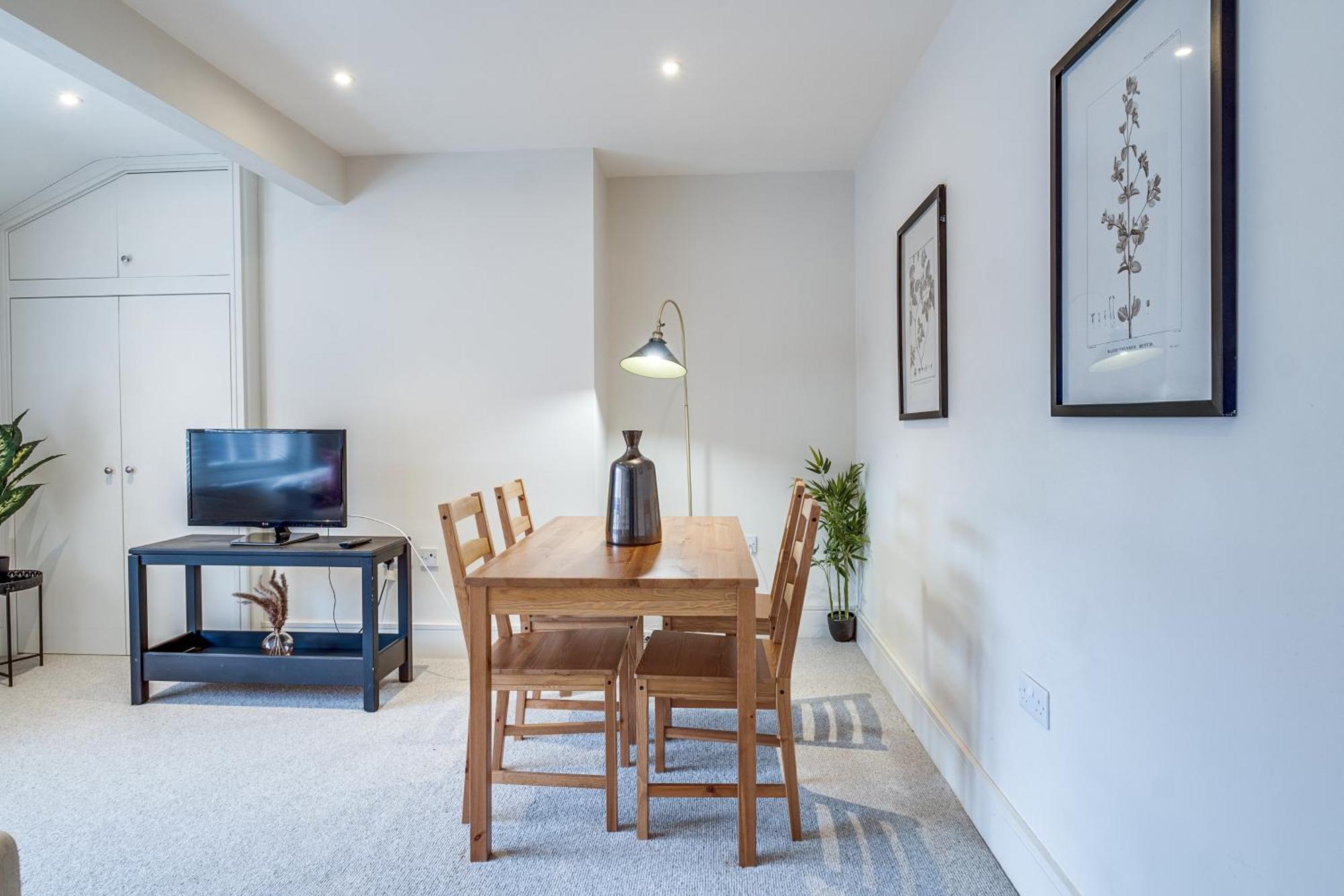 شقة Osbourne House Pink 2 Bed, 2 And Half Bath برمنغهام المظهر الخارجي الصورة