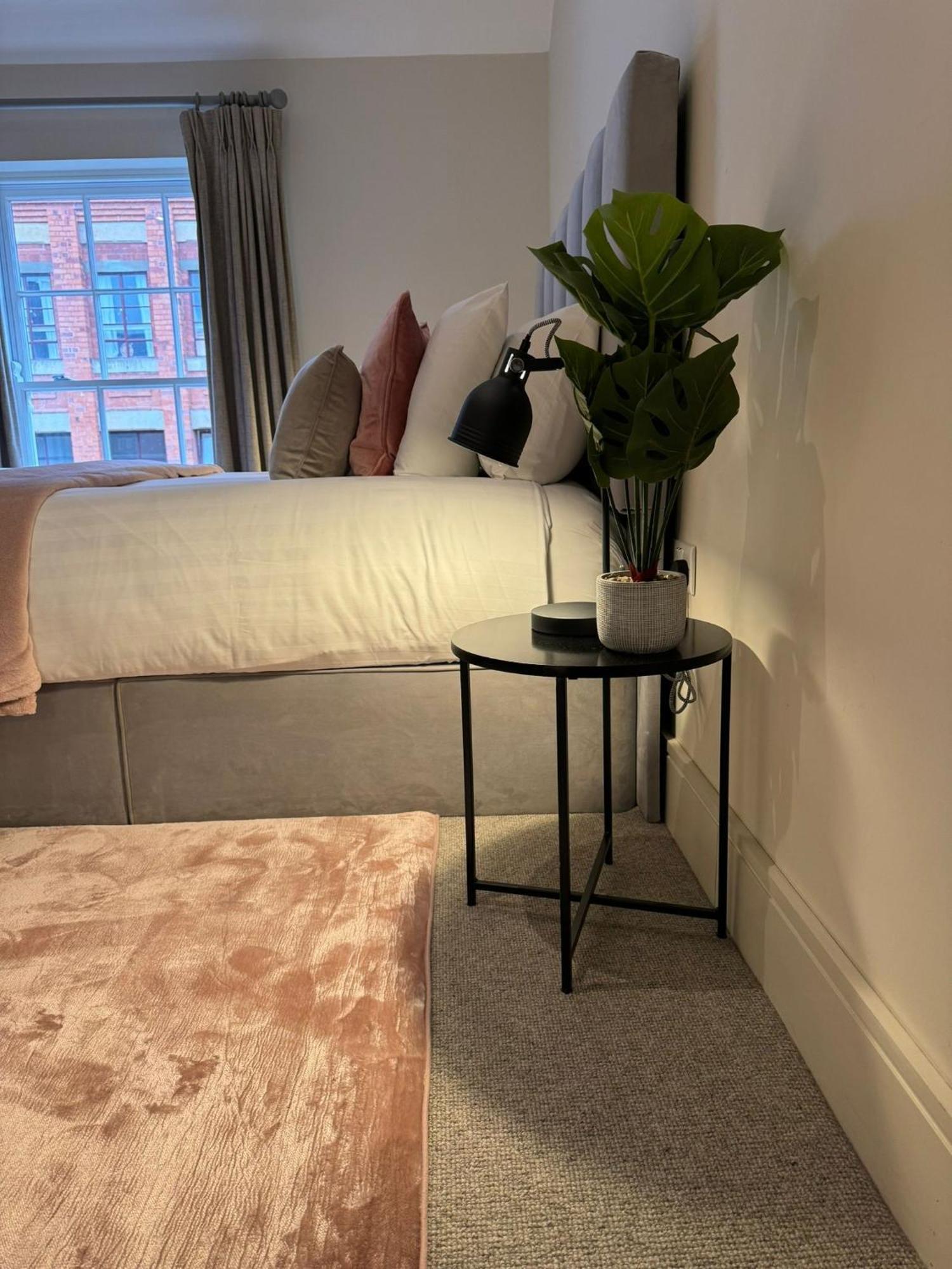 شقة Osbourne House Pink 2 Bed, 2 And Half Bath برمنغهام المظهر الخارجي الصورة